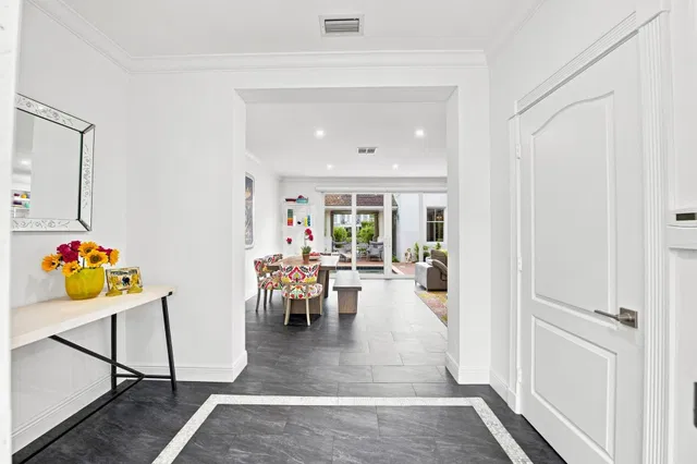 Woodfield Country Club Residence photo 7