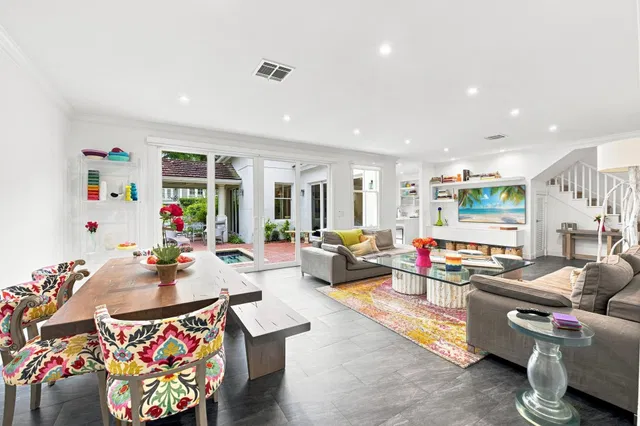 Woodfield Country Club Residence photo 10