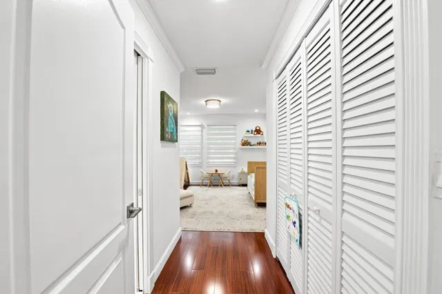 Woodfield Country Club Residence photo 33