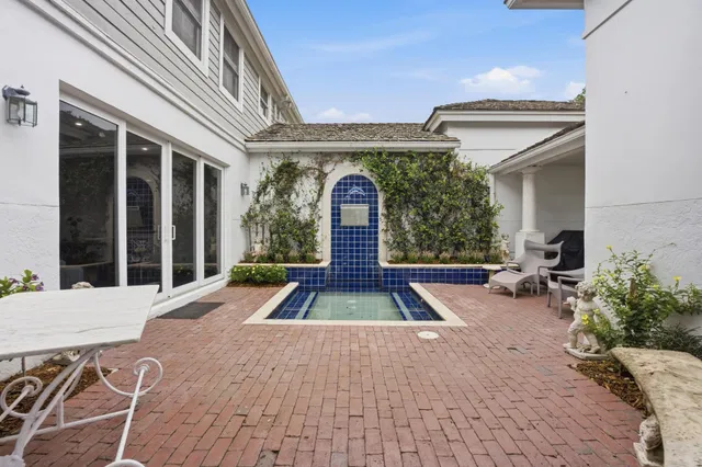 Woodfield Country Club Residence photo 44