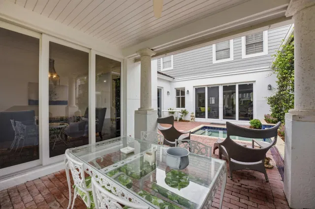 Woodfield Country Club Residence photo 47
