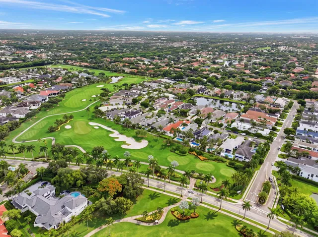 Woodfield Country Club Residence photo 66