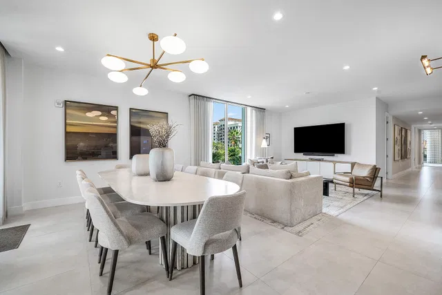 Royal Palm Residences Boca Raton Unit 306 photo 6