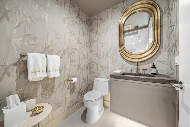 Royal Palm Residences Boca Raton Unit 306 photo 20
