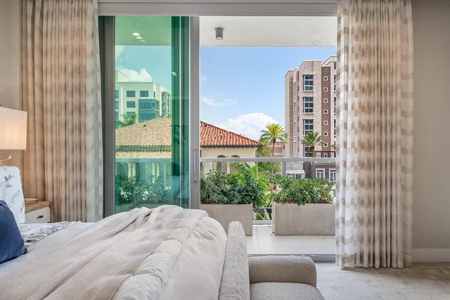 Royal Palm Residences Boca Raton Unit 306 photo 24