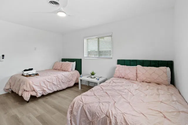 Residence photo 36