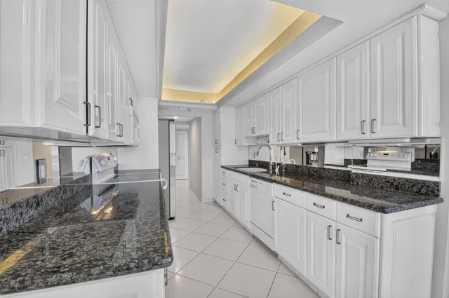 Boca West Country Club Unit 361 photo 4
