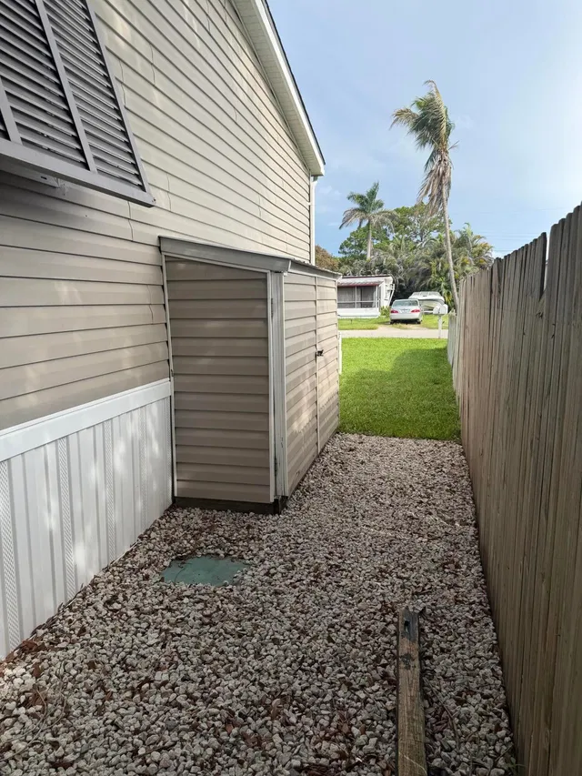 Residence photo 22