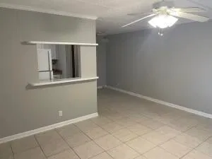 Unit 202 photo 3