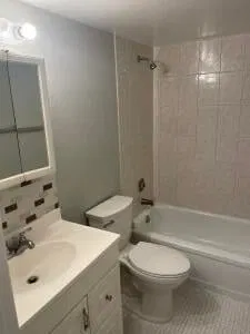Unit 202 photo 6