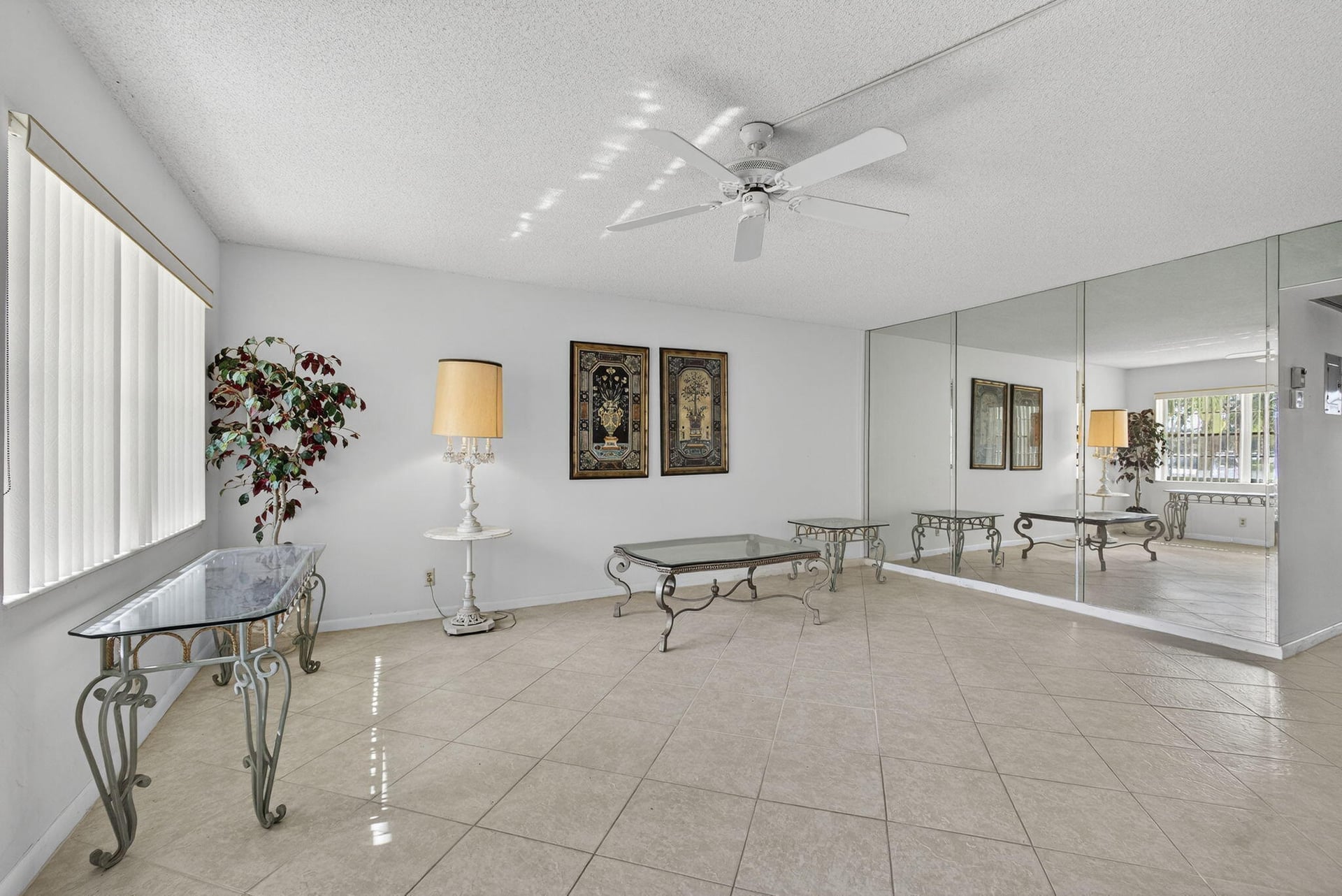 Residence photo 4