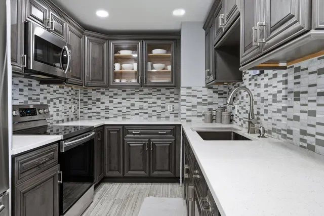 Palm Beach House Unit 1105 photo 3