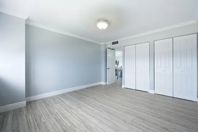 Palm Beach House Unit 1105 photo 11