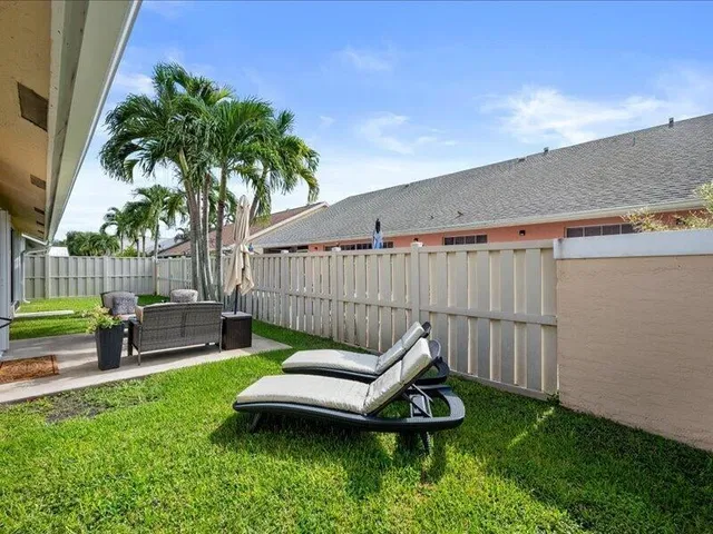 Residence photo 26