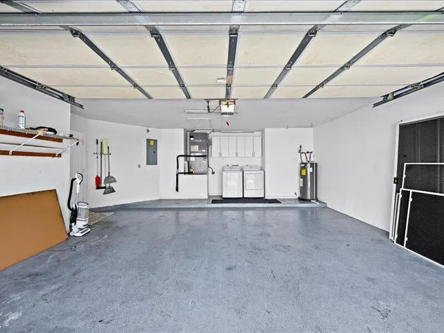 Residence photo 27