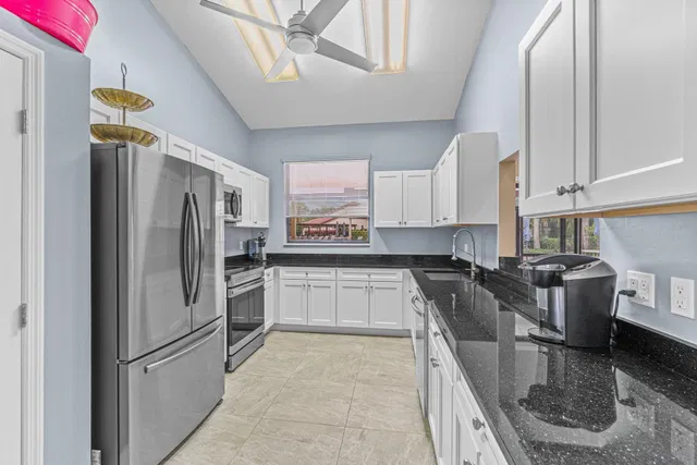 Residence photo 21