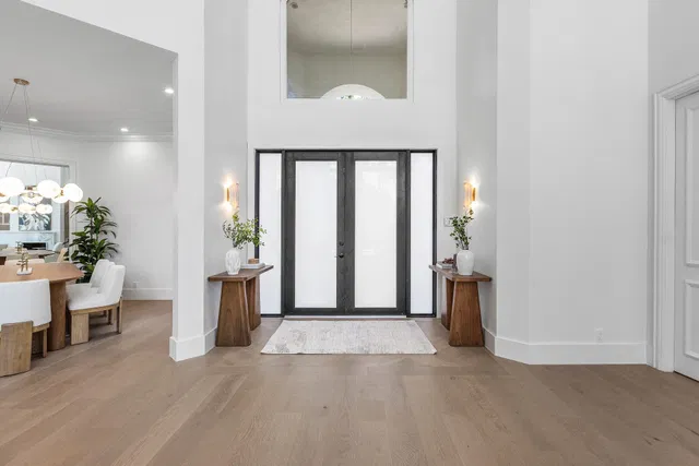 Seasons Residence photo 12