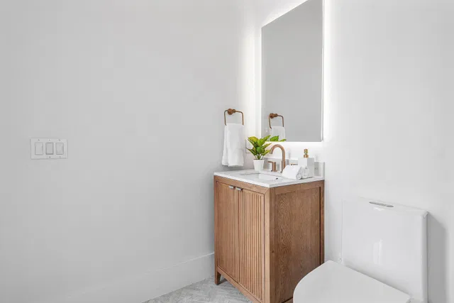 Seasons Residence photo 33