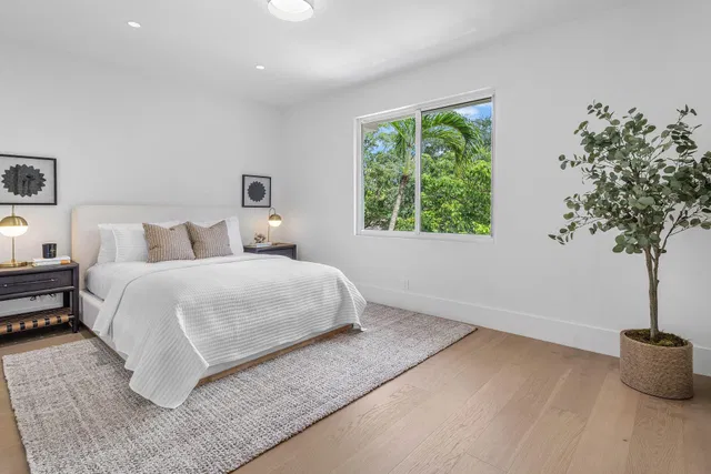 Seasons Residence photo 37