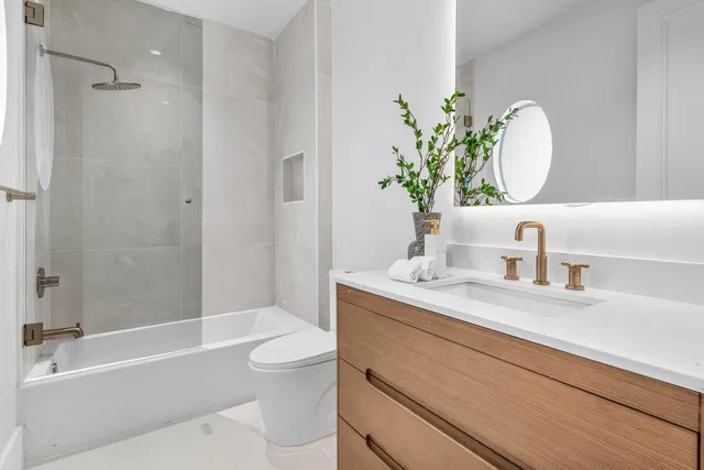 Seasons Residence photo 38