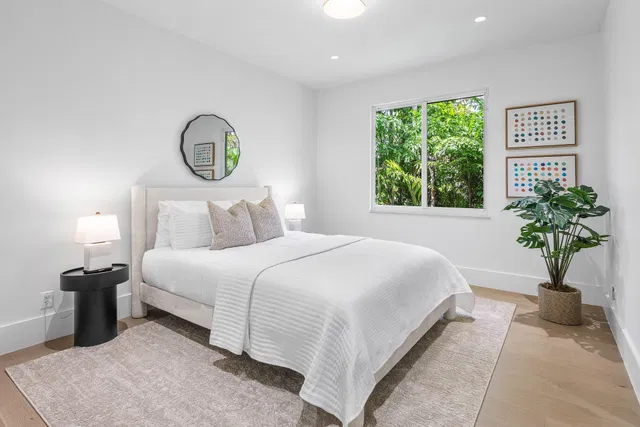 Seasons Residence photo 42