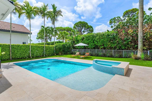 Seasons Residence photo 48