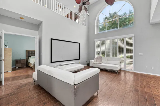 Residence photo 19