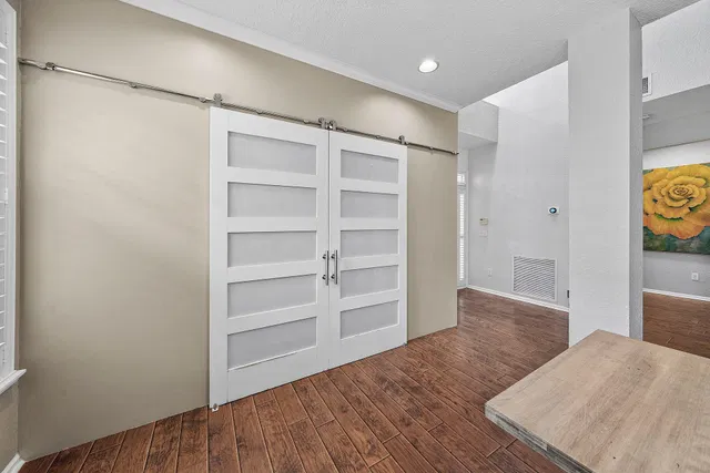 Residence photo 31