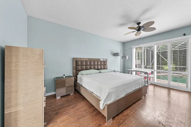 Residence photo 34