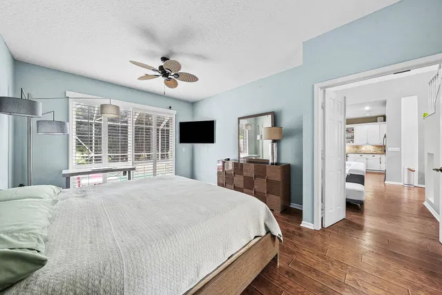 Residence photo 36