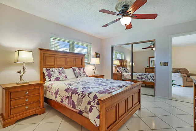 Unit 152 photo 24