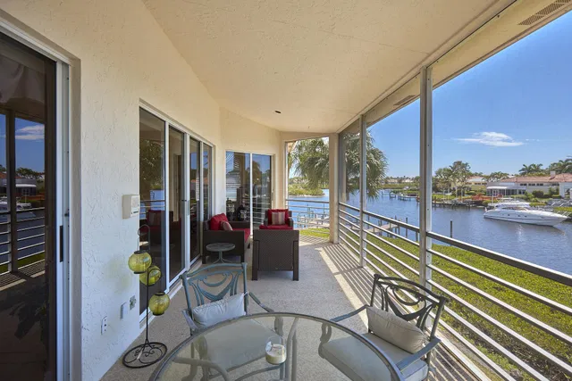 Admirals Cove Residence photo 18