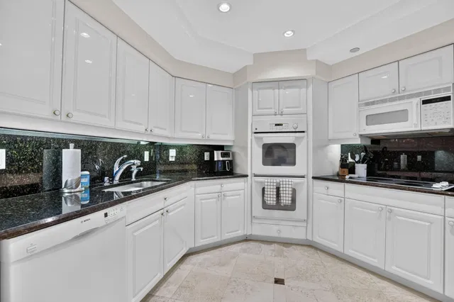 Boca West Country Club Unit 222 photo 4