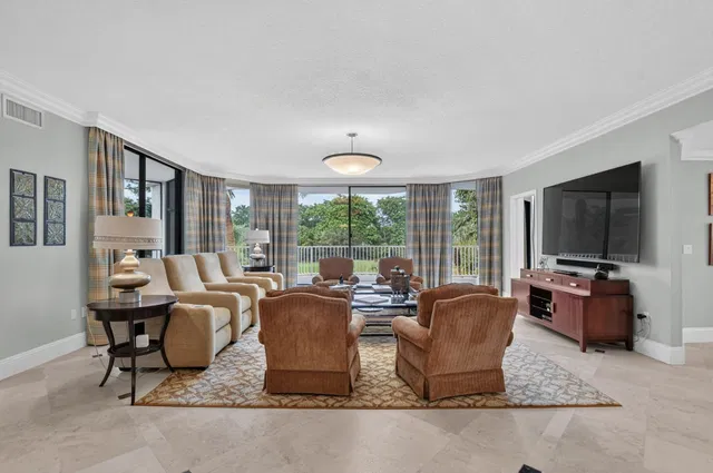 Boca West Country Club Unit 222 photo 9