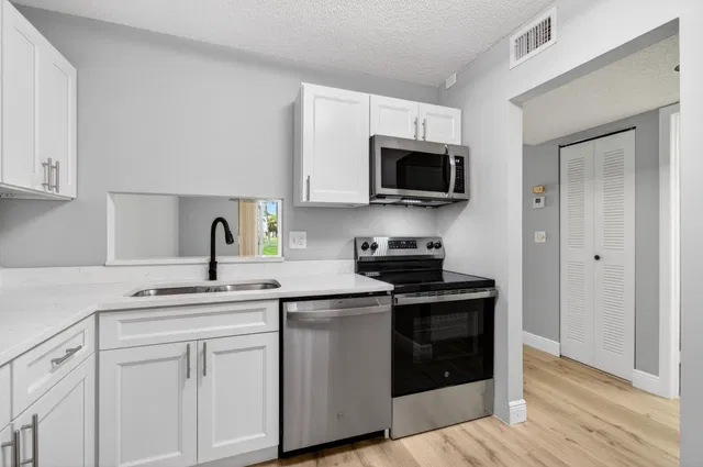 Unit 109 photo 26