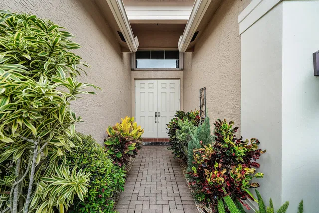  Residence photo 10