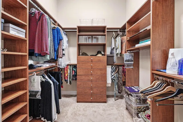  Residence photo 32