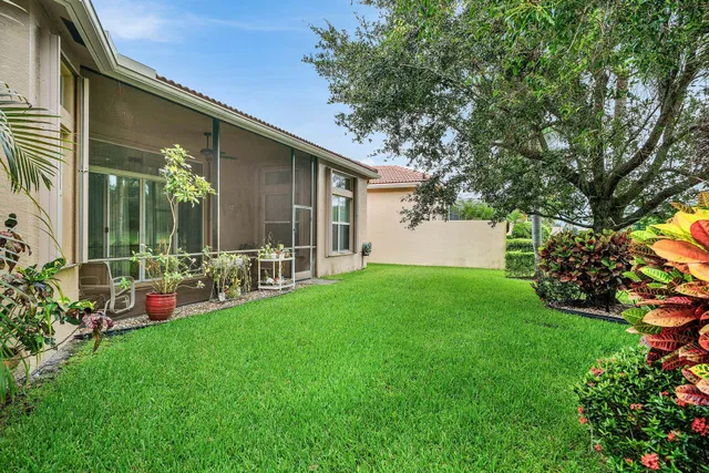  Residence photo 42