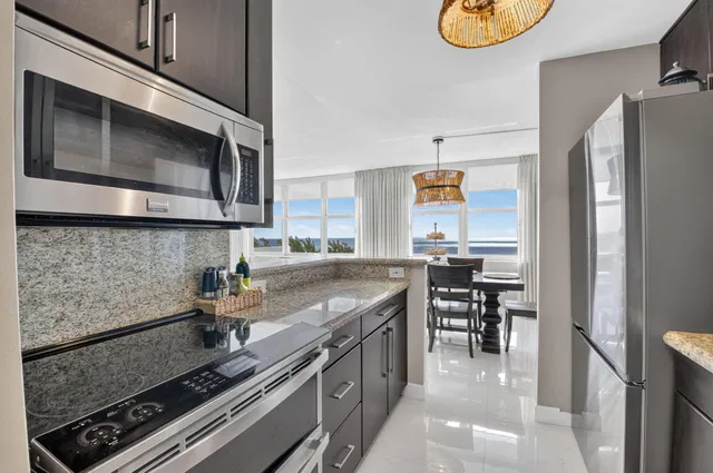 Boca Towers Unit 1008E photo 8