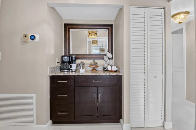 Boca Towers Unit 1008E photo 11
