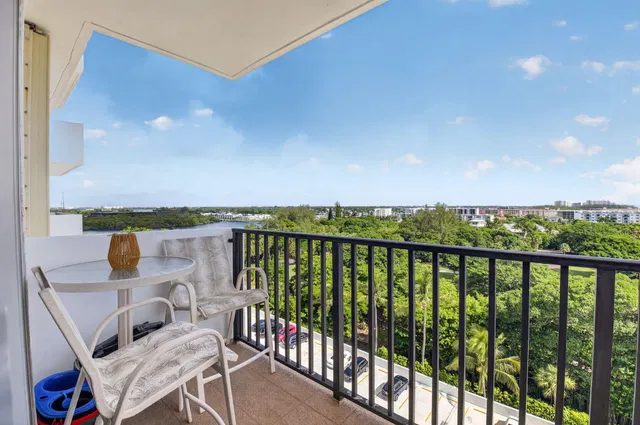 Boca Towers Unit 1008E photo 20