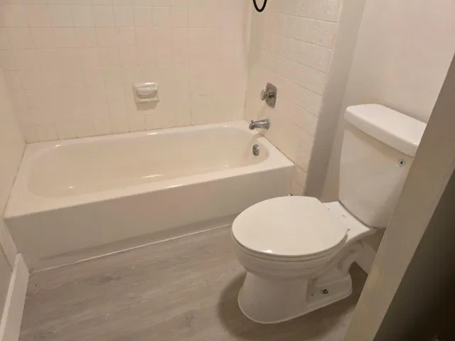Unit 171 photo 12