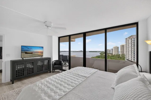 Singer Island Unit 2-1601 photo 8
