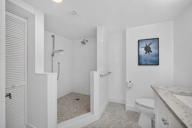 Singer Island Unit 2-1601 photo 9