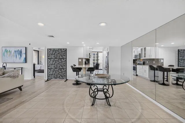 Singer Island Unit 2-1601 photo 18