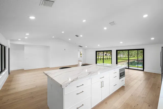 Residence photo 11