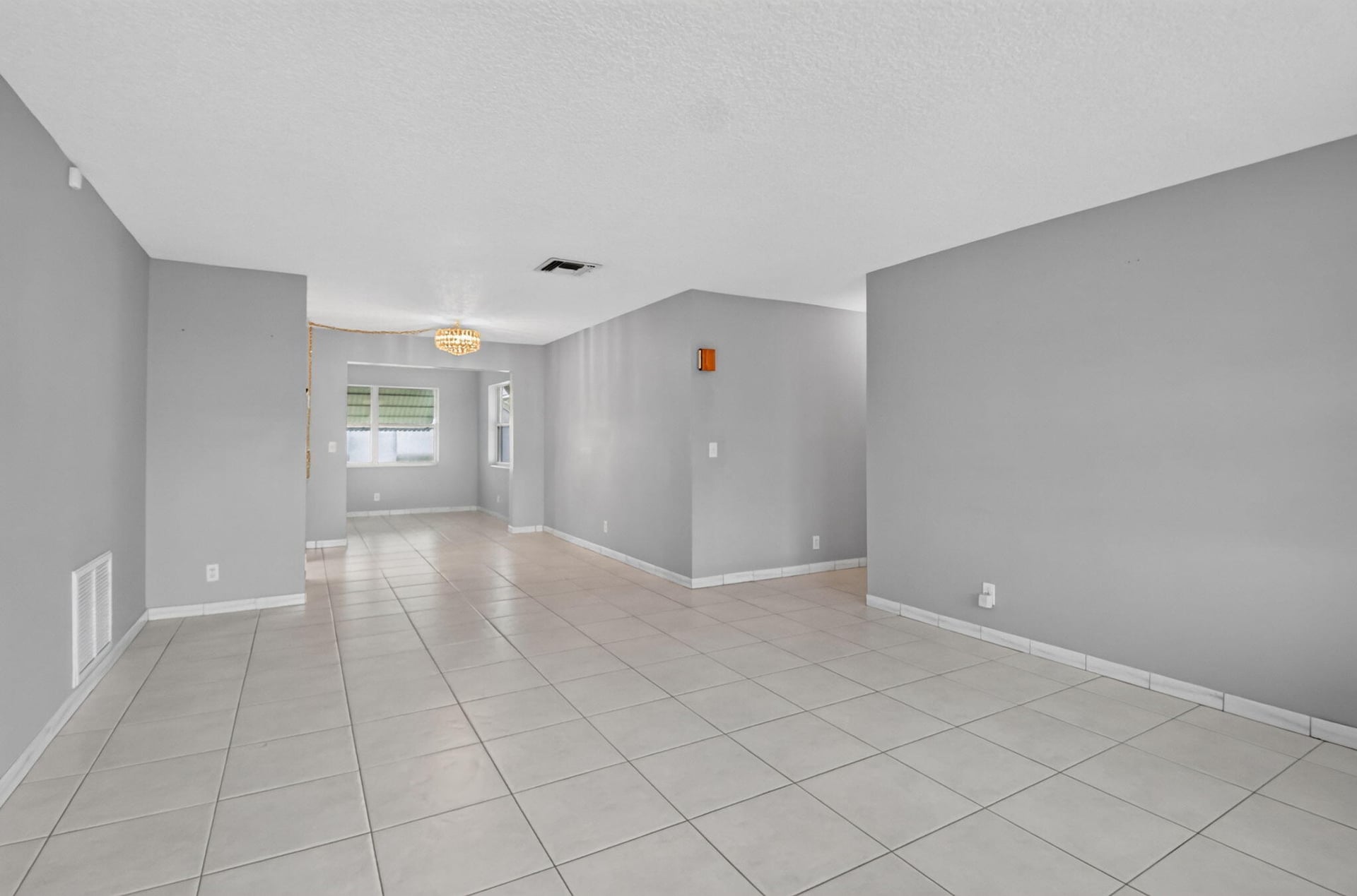 Residence photo 6