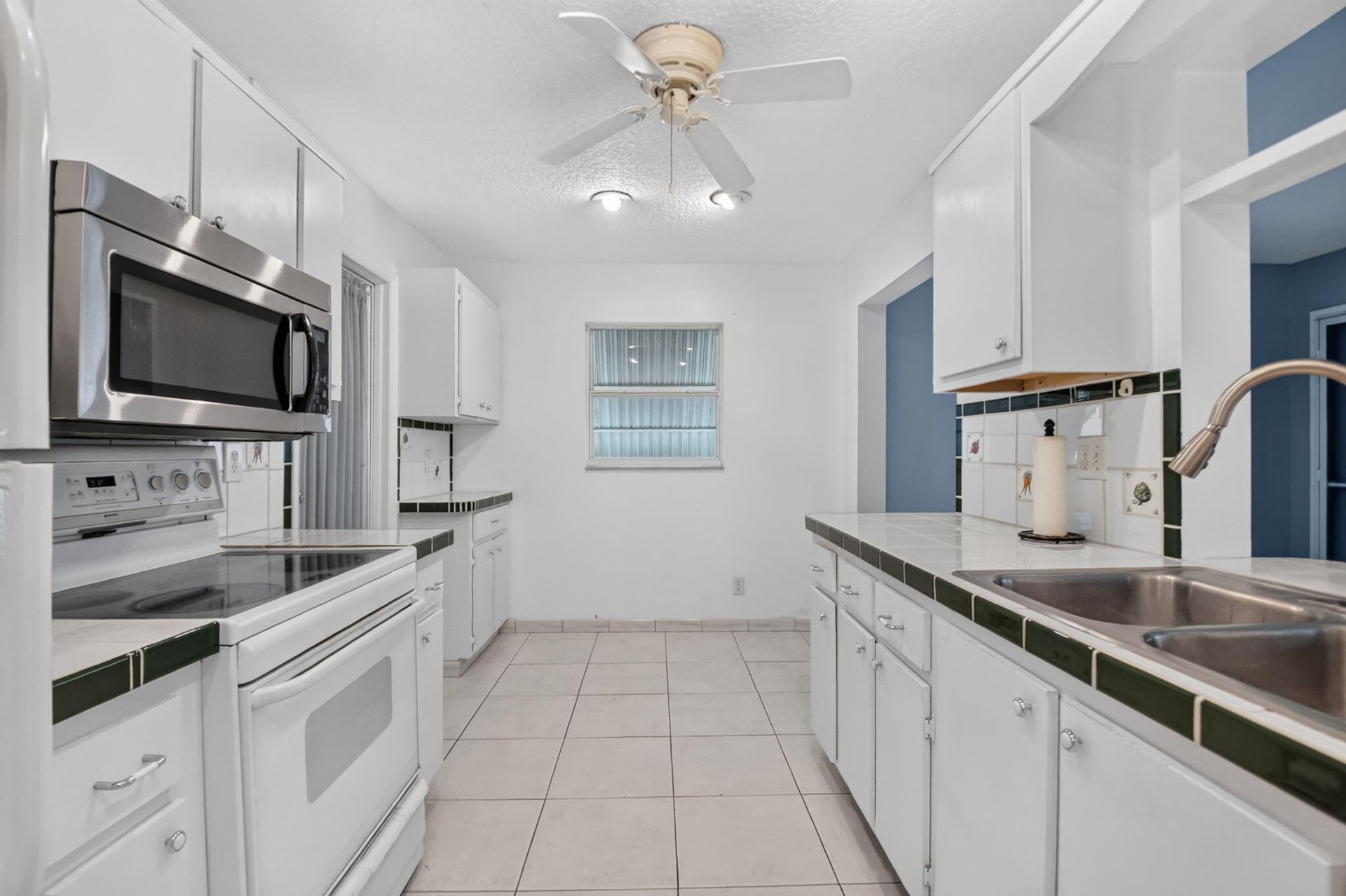 Residence photo 20