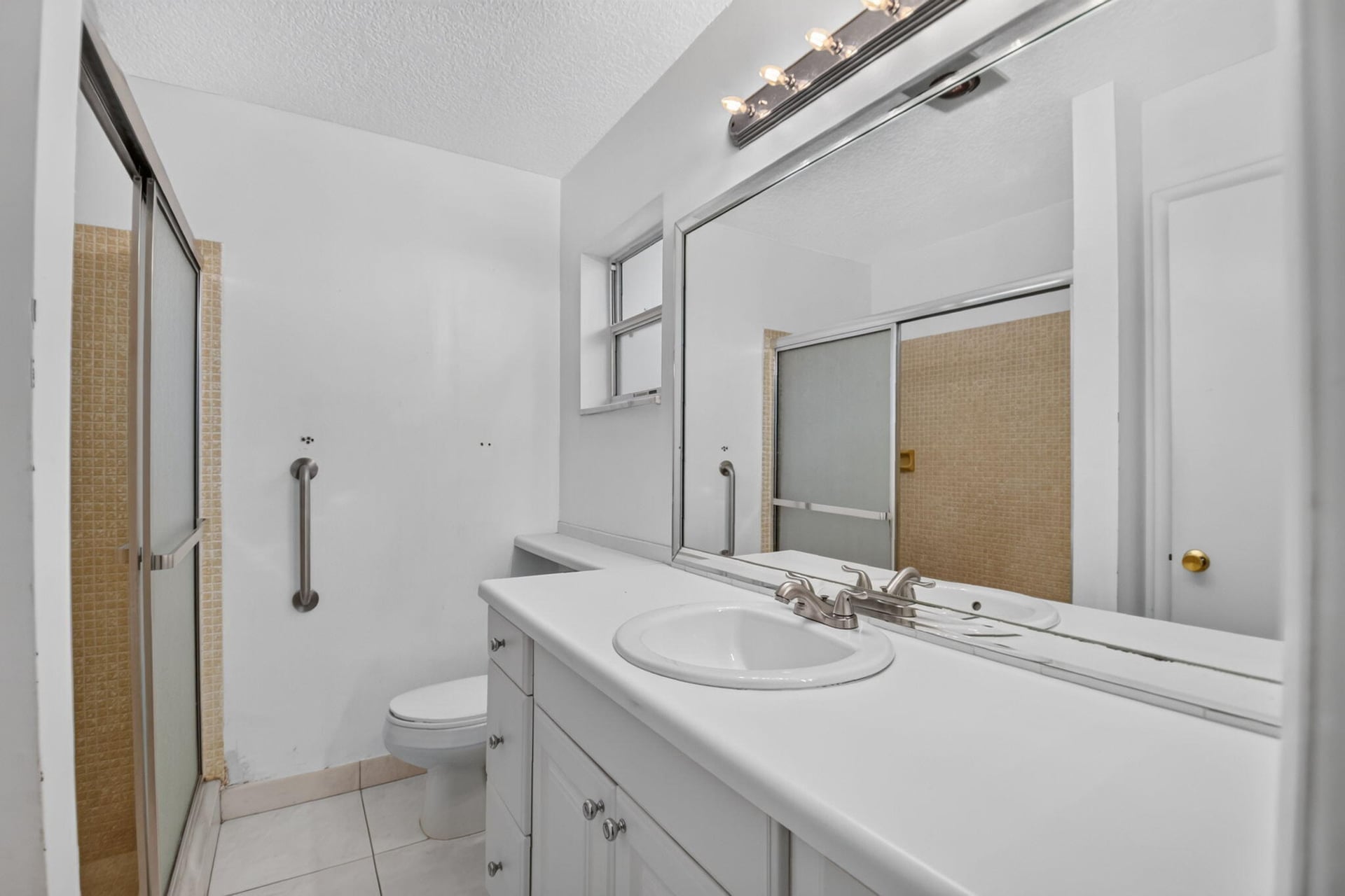 Residence photo 26