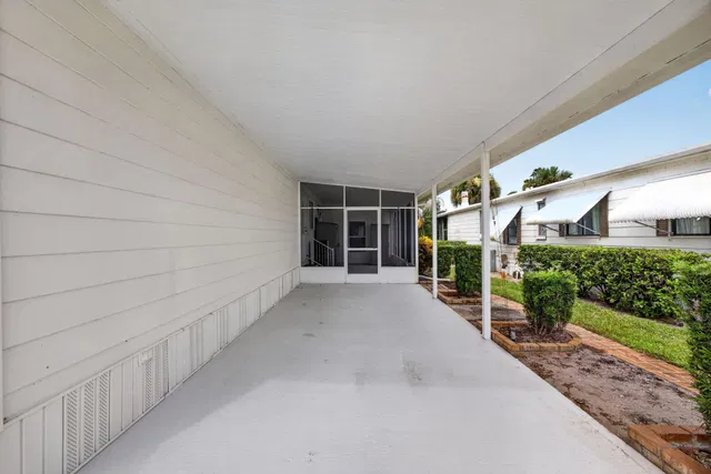  Residence photo 5